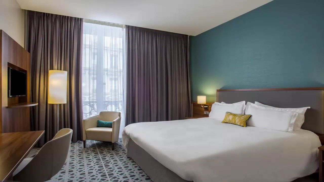 Crowne Plaza Paris - Republique, an IHG Hotel 2