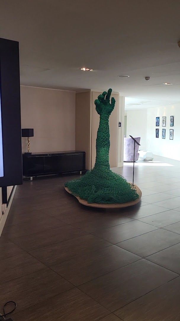 Sofitel Marseille Vieux Port 5