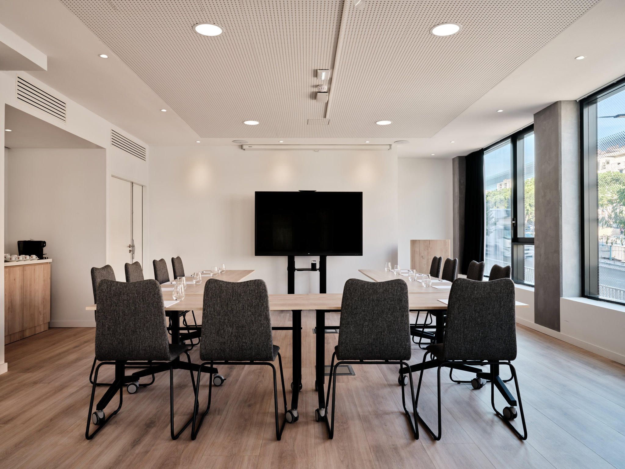 Crowne Plaza Marseille - Le Dôme, an IHG Hotel 4