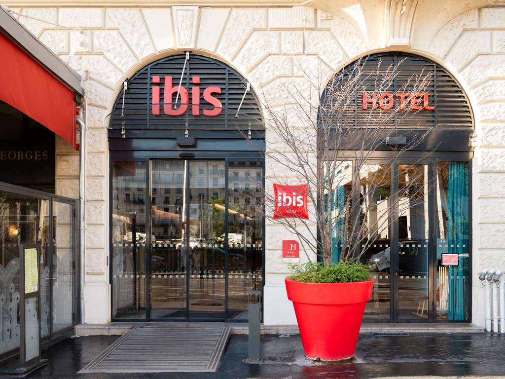 Hôtel ibis